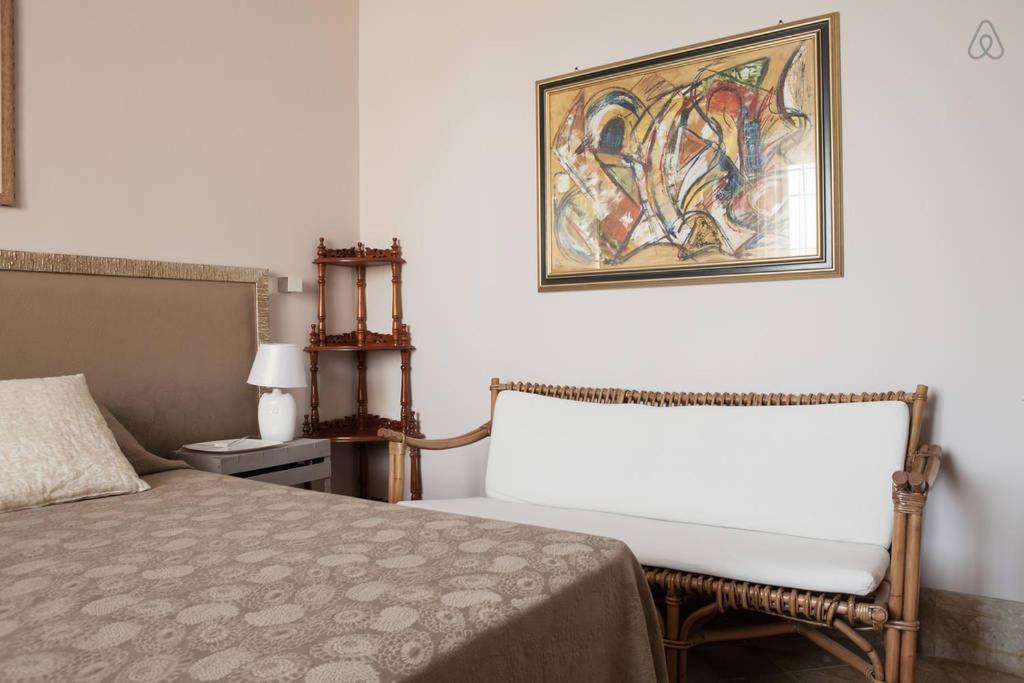 Casale Alma Bed & Breakfast Марсала Стая снимка