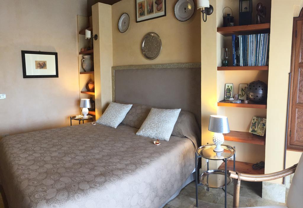 Casale Alma Bed & Breakfast Марсала Екстериор снимка